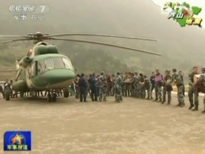 我军航空救灾不能急于求成