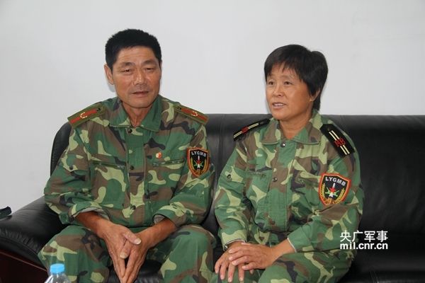 坚守孤岛28载的王继才夫妇