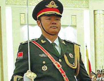 Colonel turns out the guard