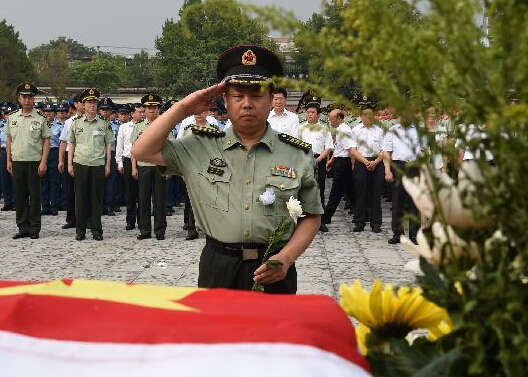 Funeral for Chinese guard killed in Somalia