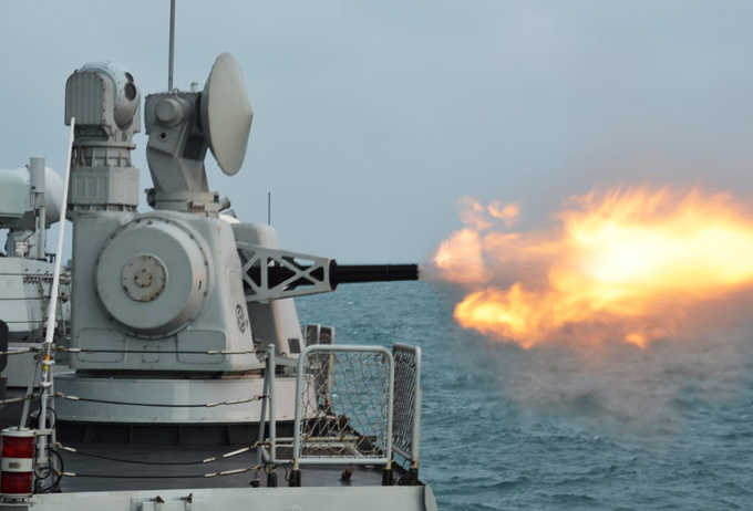 高清：南海舰队支队联合兄弟单位开展综合课目演练