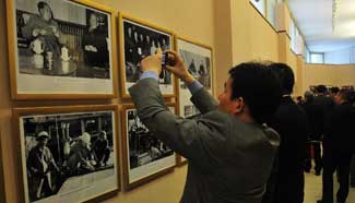 Photo exhibition held in Vietnam to mark China-Vietnam ties