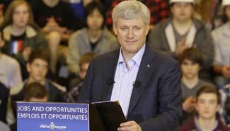 Canadian PM Stephen Harper visits school in North Vancouver