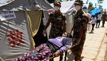 Chinese Government Medical Teams work in Nepal