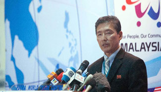 DPRK, Japan foreign ministers hold rare talks in Malaysia