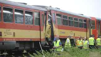 10 injured in head-on train collision in Hungary
