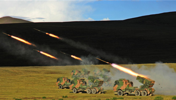PLA Tibet MAC launches new artillery live fire test