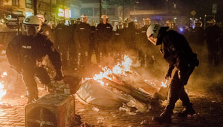 Protesters clash with police in Hamburg, Germany