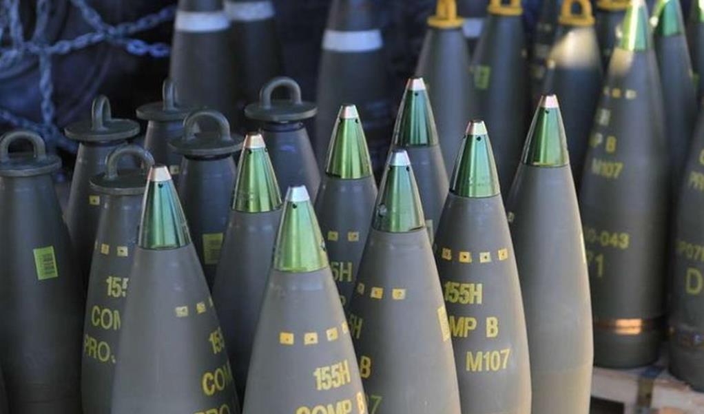 英國防大臣：英國將向烏克蘭提供數萬枚炮彈