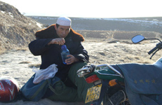 奔走乡间邮路不言悔