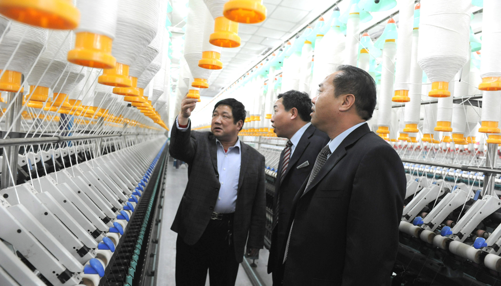 河南分行客户经理深入企业登门服务