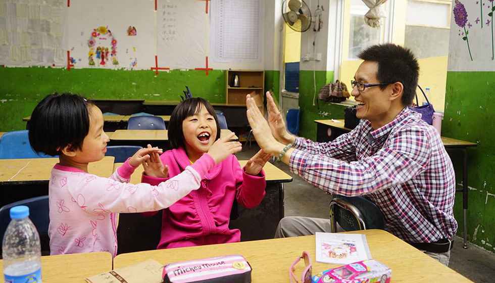 中国工商银行积极服务民生