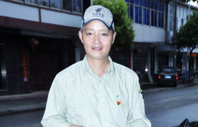 顾松学32年投递500万信件无一错漏