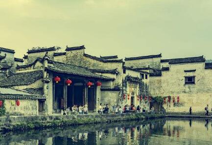 支持安徽打赢脱贫攻坚战