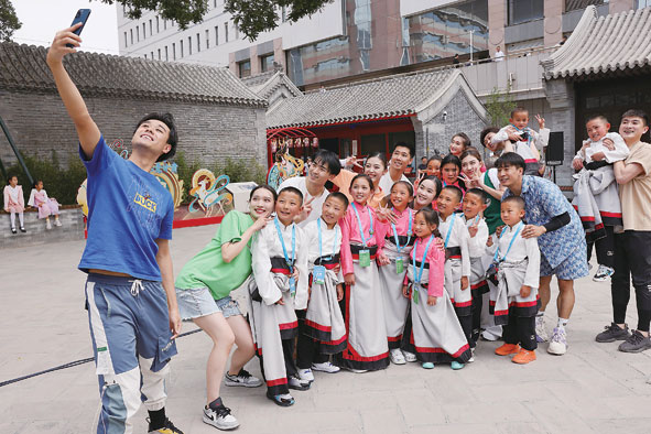 “青海玉树藏族青少年北京行”公益活动在京举行
