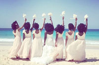 凌乱美！美新娘因爆炸头走红网络