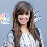 美22岁女歌手演唱会后遭枪杀