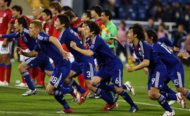 韓國足球外教圓青海孩子“足球夢”