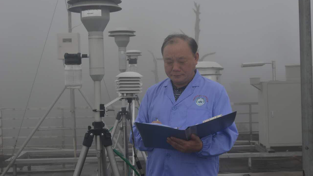 大气环境&ldquo;哨兵&rdquo;刘兰忠