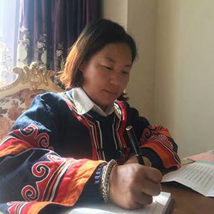 &ldquo;天梯村支书&rdquo;骆云莲