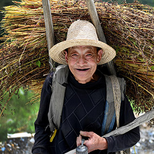 &ldquo;如山父爱&rdquo;何永弟