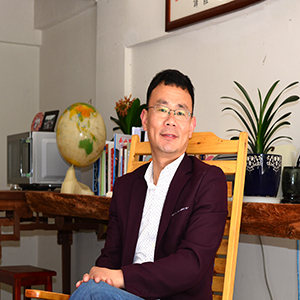 &ldquo;接地气的党课宣讲人&rdquo;曹荣琪