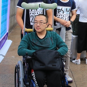 &ldquo;坚强考生圆梦清华&rdquo;魏祥