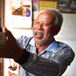 &ldquo;照顾软骨病弃儿30年&rdquo;钟瑞金