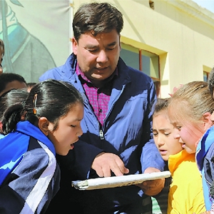 &ldquo;梦想校长&rdquo;库尔班&middot;尼亚孜