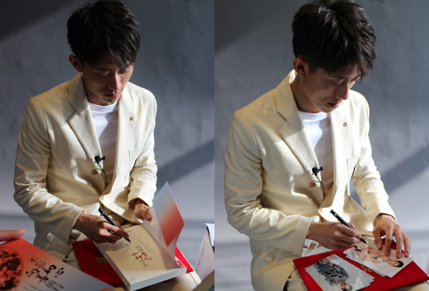 一个人最重要的素质其实就是认清自己，不管多么的成功，不要忘记自己的初心，这是最重要的。