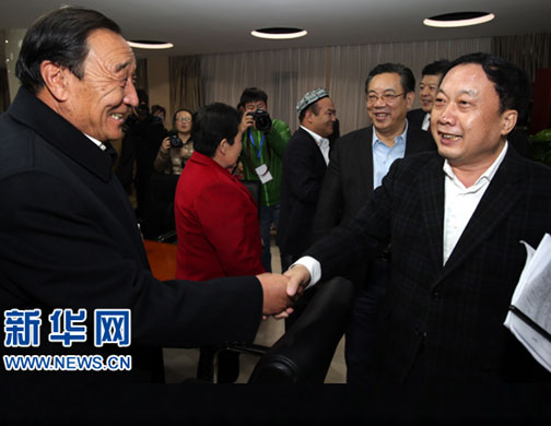 任贤良 周锡生会见感动人物代表