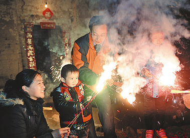 新春走基层 新风扑面来：大山里的春晚