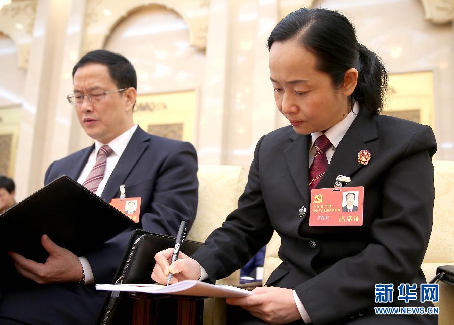 (十八大·基层代表风采)(3)詹红荔:“爱民为民、情铸和谐”的好党员、好法官