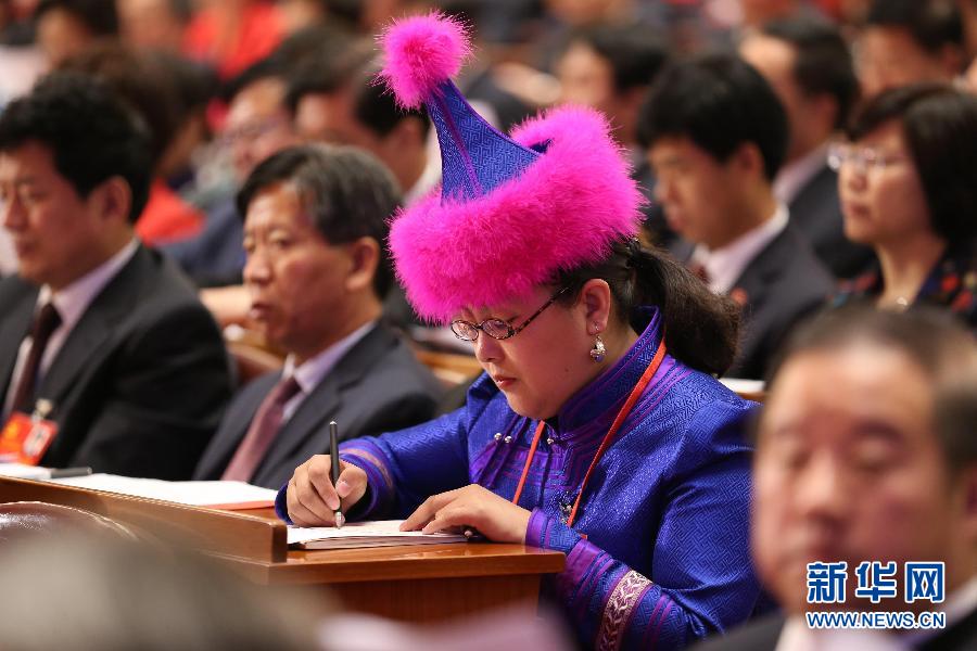 （十八大闭幕）（33）中国共产党第十八次全国代表大会闭幕会在京举行