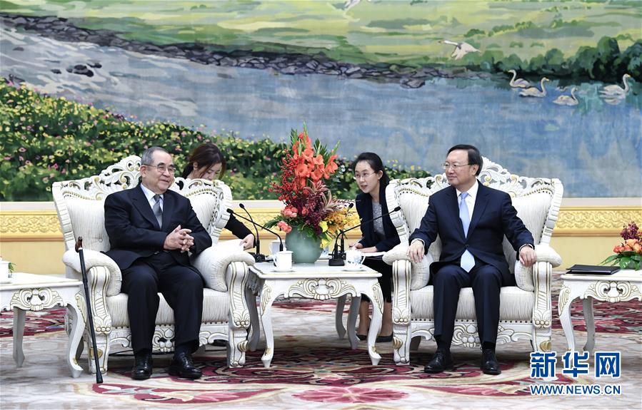 （XHDW）杨洁篪会见韩国前总理李寿成一行 