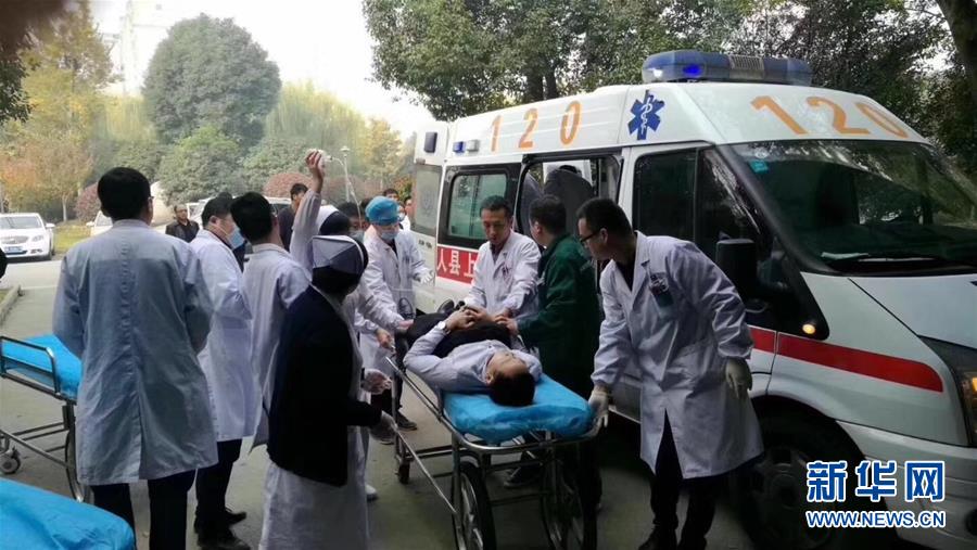 （突發事件）（2）滁新高速阜陽段發生連環交通事故 目前造成18人死亡