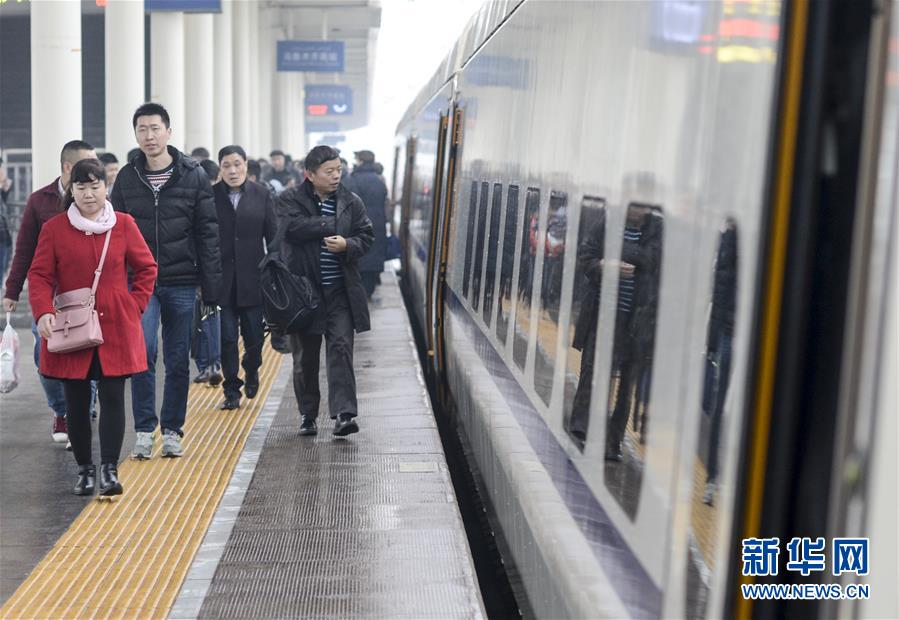 （经济）（6）兰新高铁新疆段开通运营三周年
