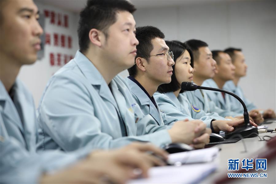 （图片故事）（16）深蓝逐梦——波峰浪谷间的“远望”