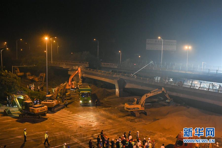 （突发事件后续）（4）无锡高架桥侧翻事故致3人死亡