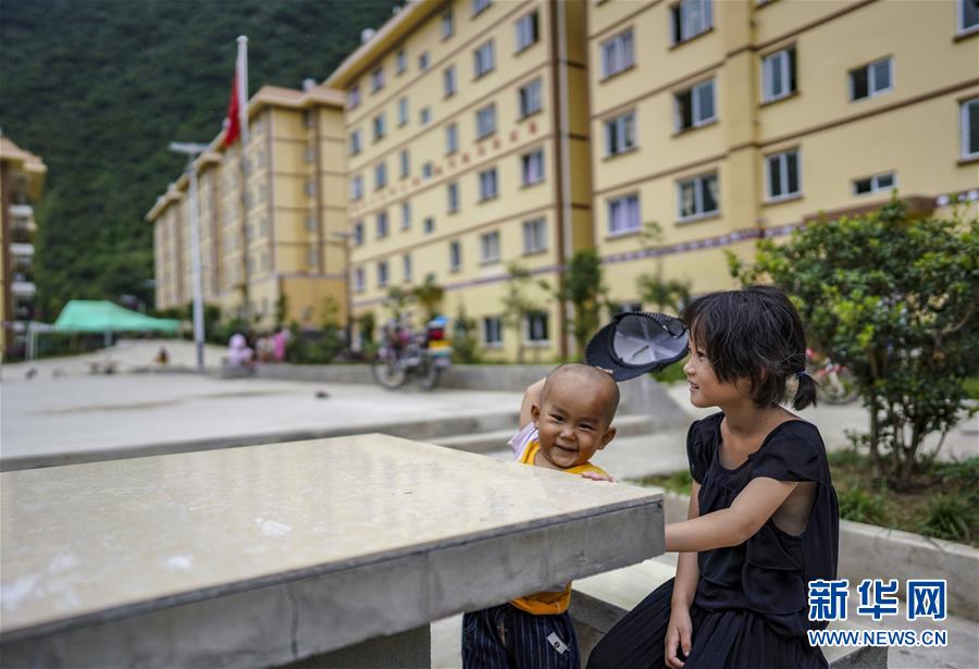 （新华全媒头条&middot;决战决胜脱贫攻坚&middot;图文互动）（9）为了人与自然和谐共生&mdash;&mdash;云南&ldquo;三江并流&rdquo;地区决战精准脱贫的&ldquo;生态画卷&rdquo;