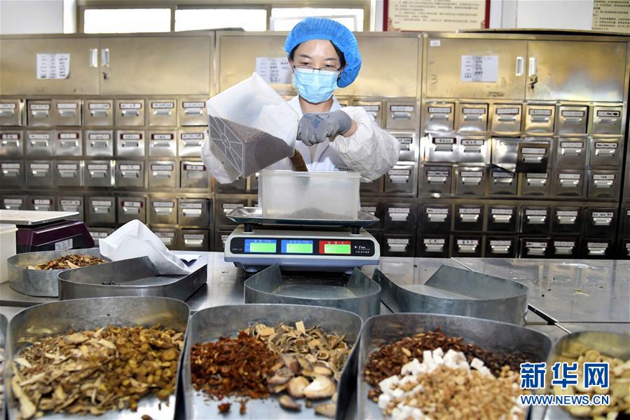 （健康）（1）山东文登：&ldquo;共享中药房&rdquo;让群众享受便捷优质中医药服务