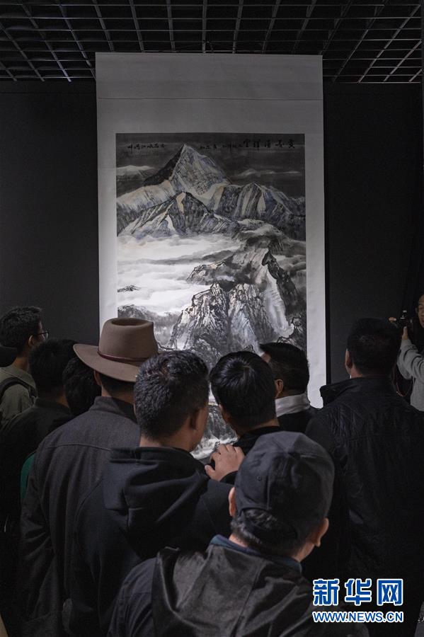 （文化）（2）高原雪山画派作品展亮相世界屋脊