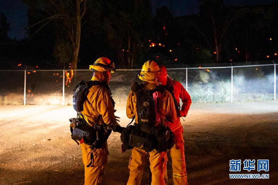 （國際）（1）“火焰山模式”重啟　美國加州山火災區進入緊急狀態