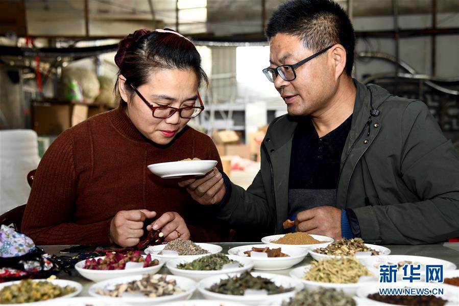 （社会）（4）山东台儿庄：小香囊鼓起致富钱包