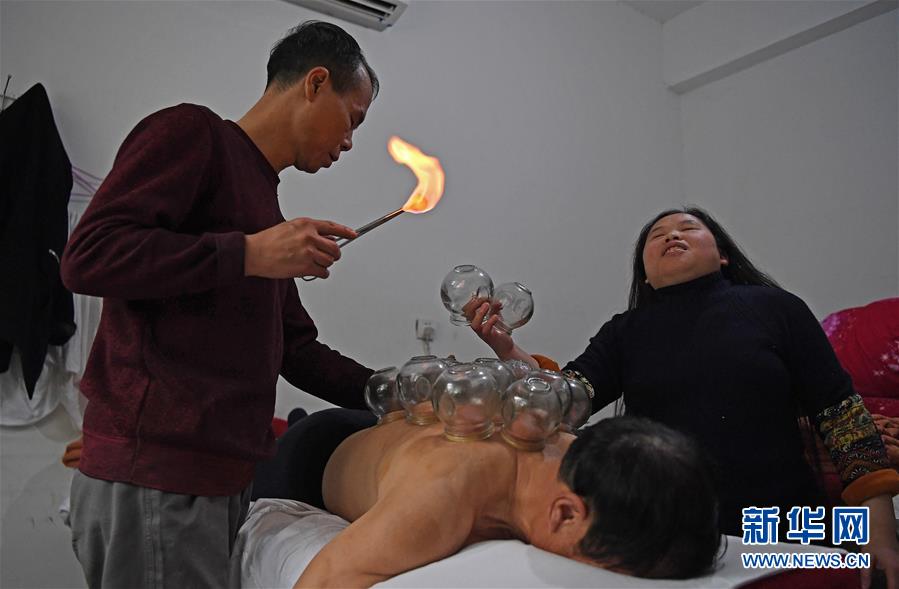 （新春走基层）（2）“暖途”——盲人夫妻归乡路