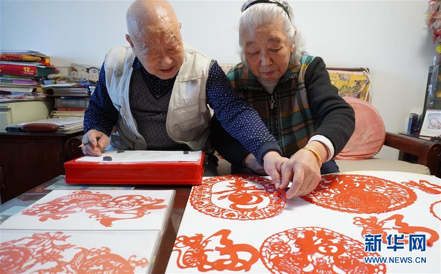 （社会）（1）北京：社区欢乐迎春节