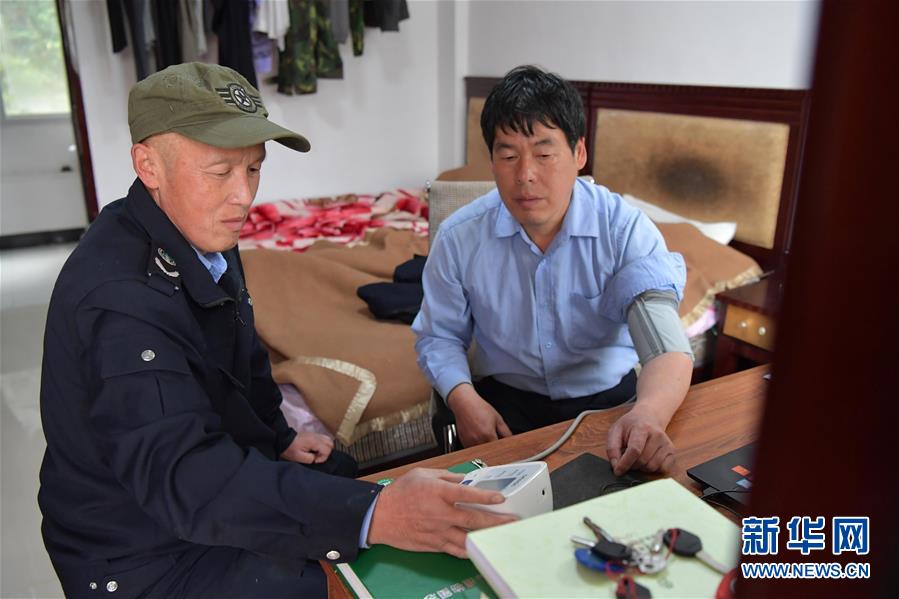 （图片故事）（9）守护深山三十载的&ldquo;兄弟档&rdquo;