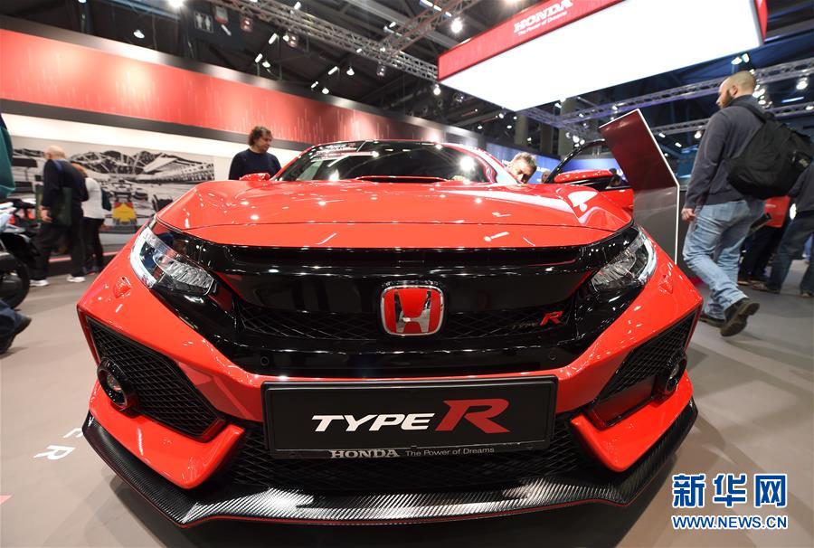 （国际）（6）维也纳车展开幕 中国电动汽车亮相