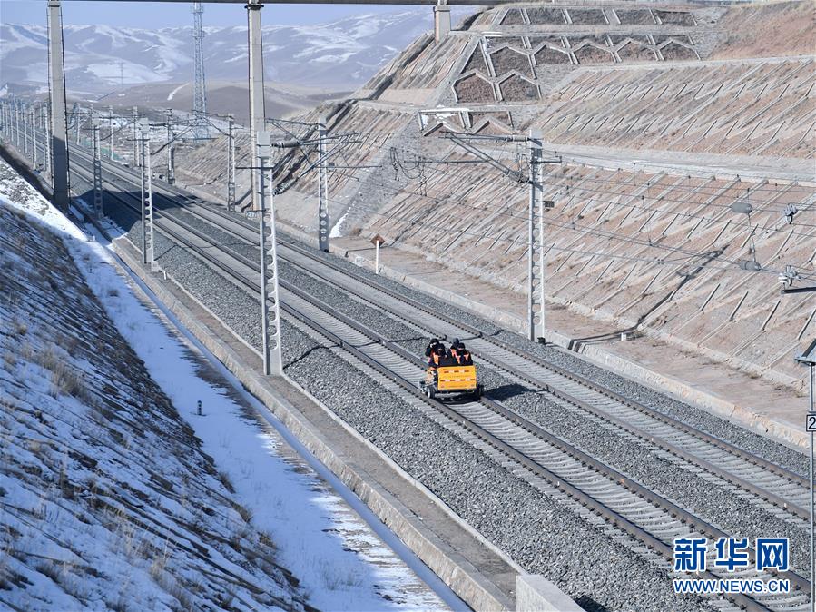 （科技）（3）“小黄车”助力青藏铁路春运安全
