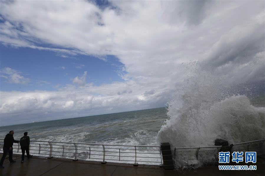 （国际）（4）黎巴嫩遭新一轮暴风雨雪天气袭击